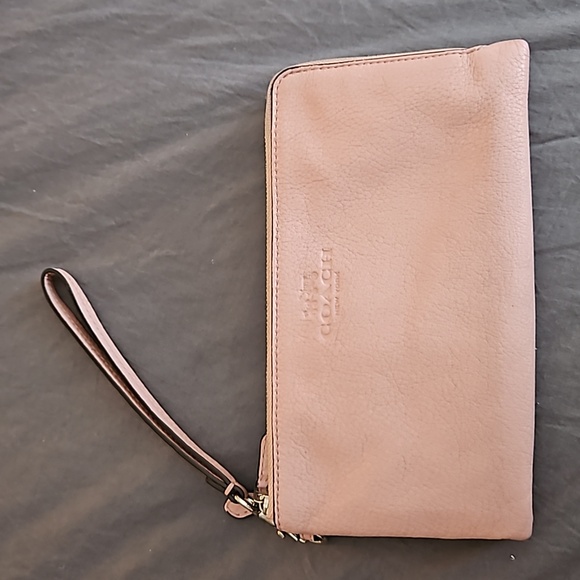 Coach wristlet wallet - Picture 1 of 11